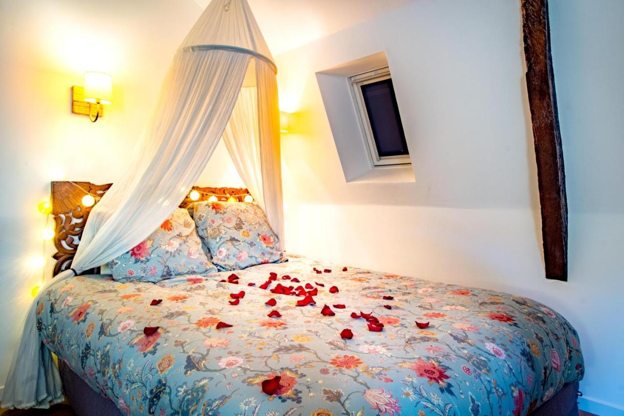 Jacuzzi - La Petite Romantique - Flobnb Laon Eksteriør bilde